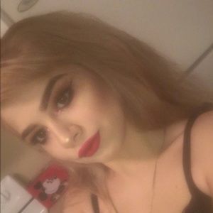 Meet your Posher, Paris